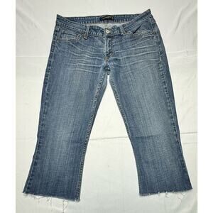 Levi's 524 Women's Too Super Low Cropped Blue Denim Jeans - Size 13M (34x20)